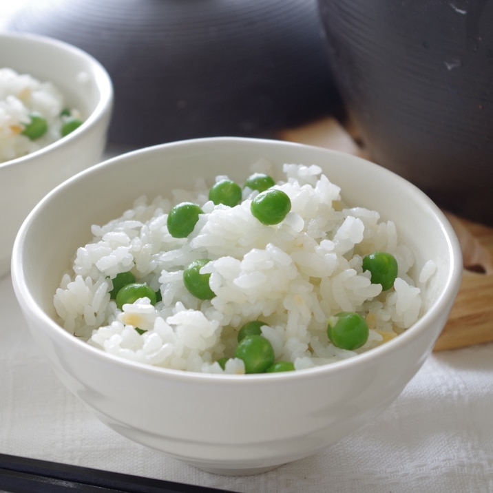 土鍋で炊く!!色鮮やかグリーンピースごはん♪
